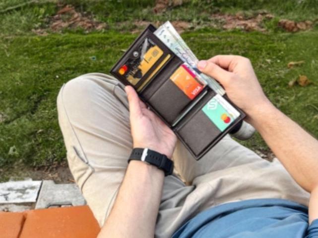 Mens Faux Lather Wallets